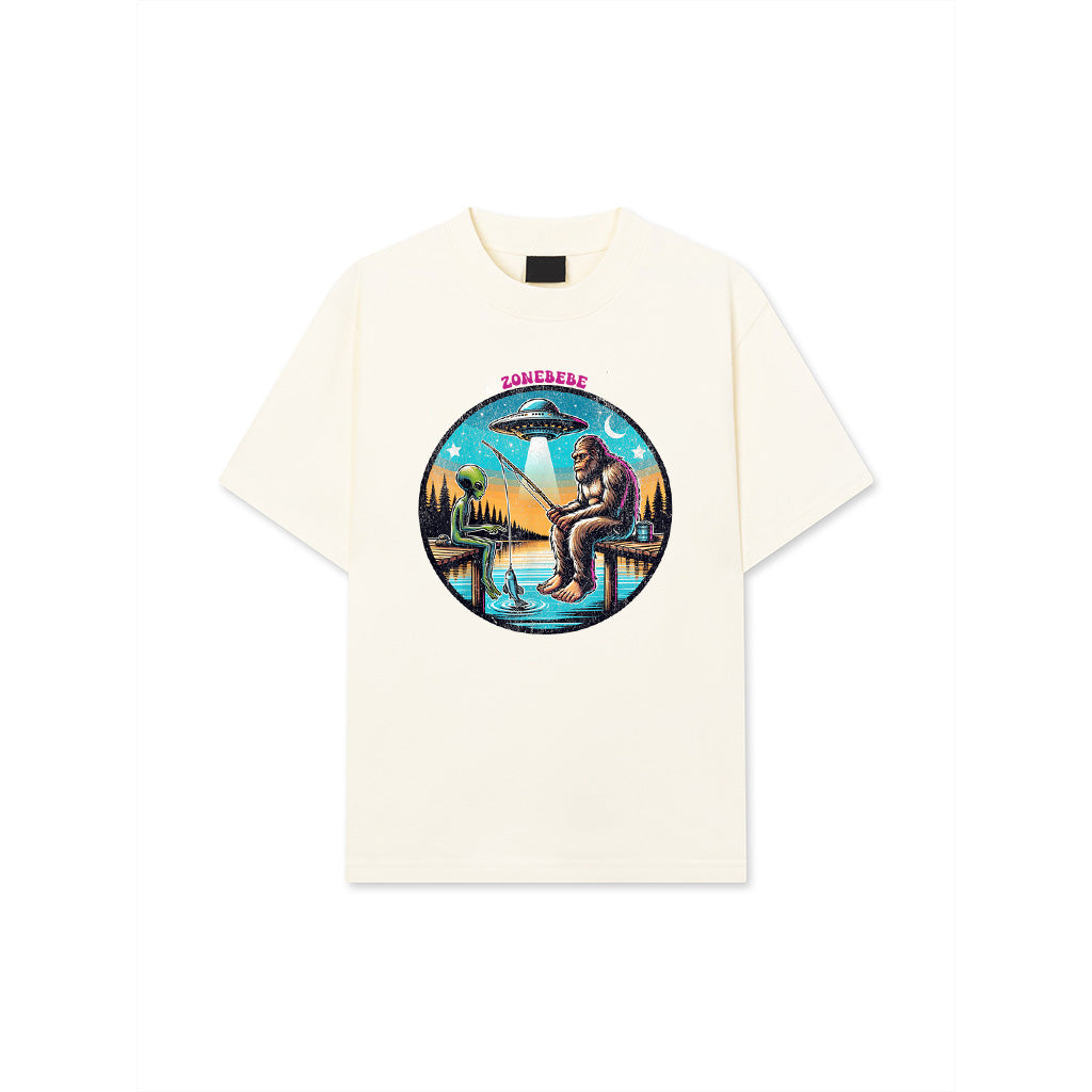 Funny Bigfoot And Alien Fishing Bigfoot And Alien UFO T-Shirt
