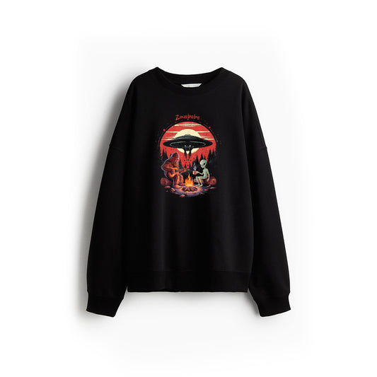 Alien And Bigfoot Campfire Sasquatch UFO For Outdoor Lovers Sweatshirt