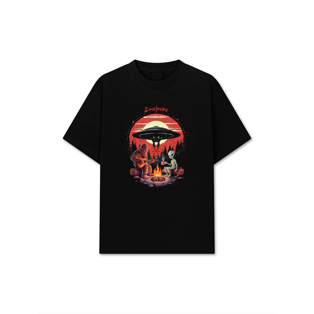 Alien And Bigfoot Campfire Sasquatch UFO For Outdoor Lovers T-Shirt