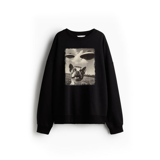 Boston Terrier Dog UFO Alien Extraterrestrial Selfie Sweatshirt
