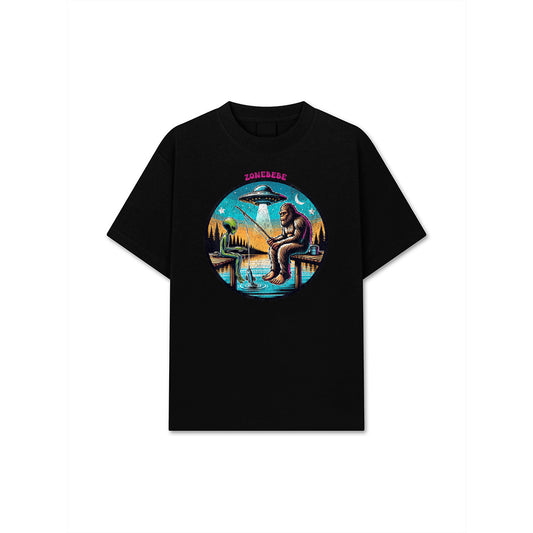 Funny Bigfoot And Alien Fishing Bigfoot And Alien UFO T-Shirt